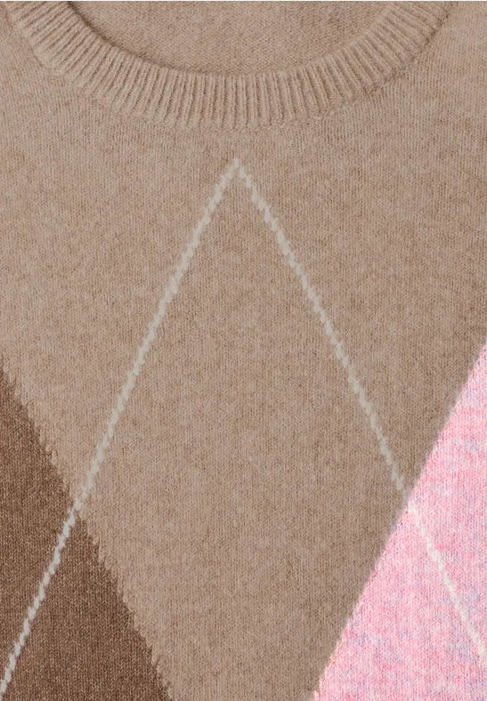 Jersey de punto con rombos en tonos beige, marrón y rosa