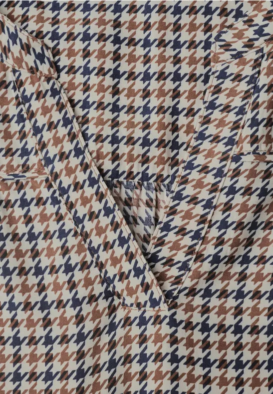 Blusa con estampado de pata de gallo