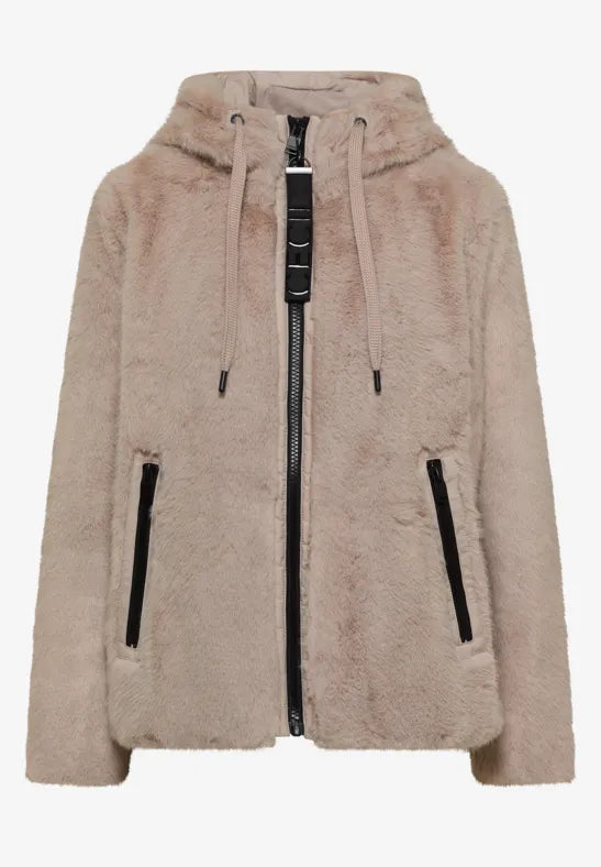 Chaqueta corta de pelo sintético con capucha