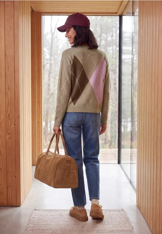 Jersey de punto con rombos en tonos beige, marrón y rosa