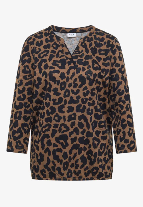 Camisa de manga tres cuartos con escote en V y estampado de leopardo