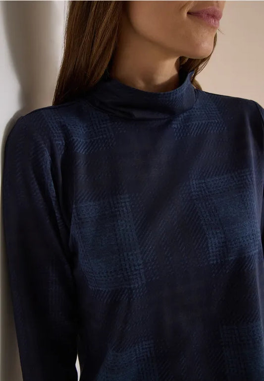 Camiseta de cuello alto con estampado de cuadros