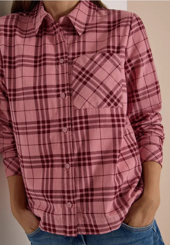 Blusa camisera de manga larga con estampado de cuadros en color rosa