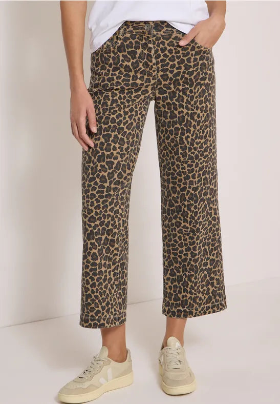 Vaqueros de talle alto y pierna ancha con estampado de leopardo