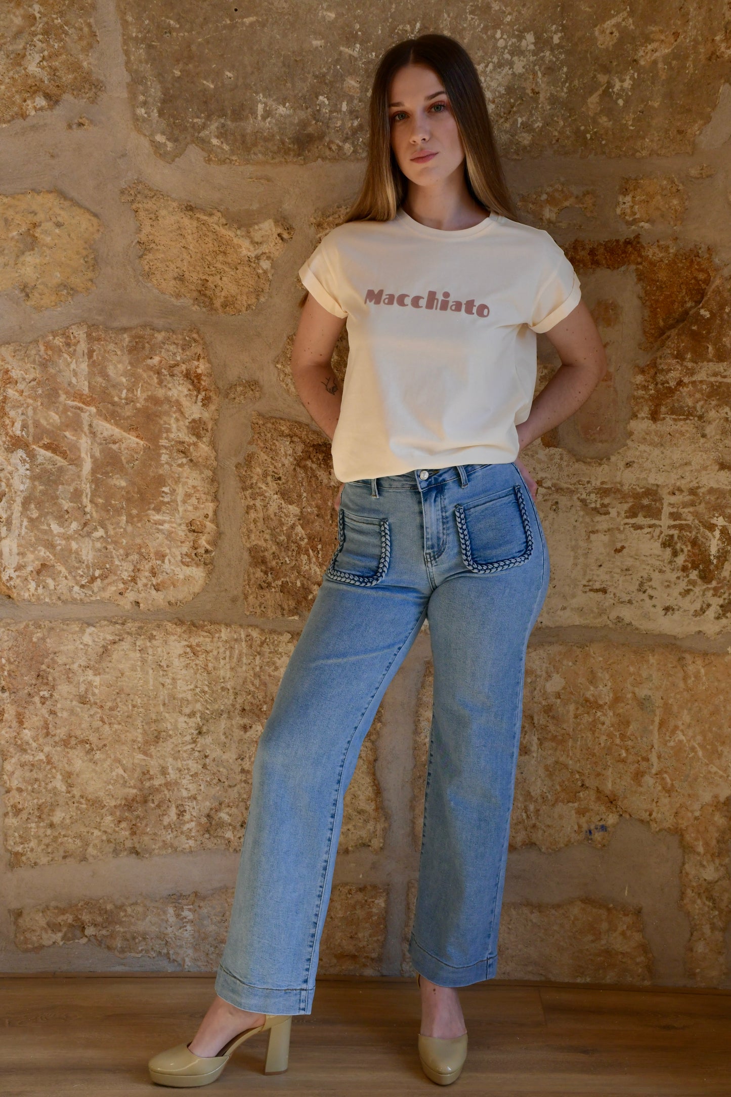 Pantalón vaquero con bolsillos delanteros trenzados