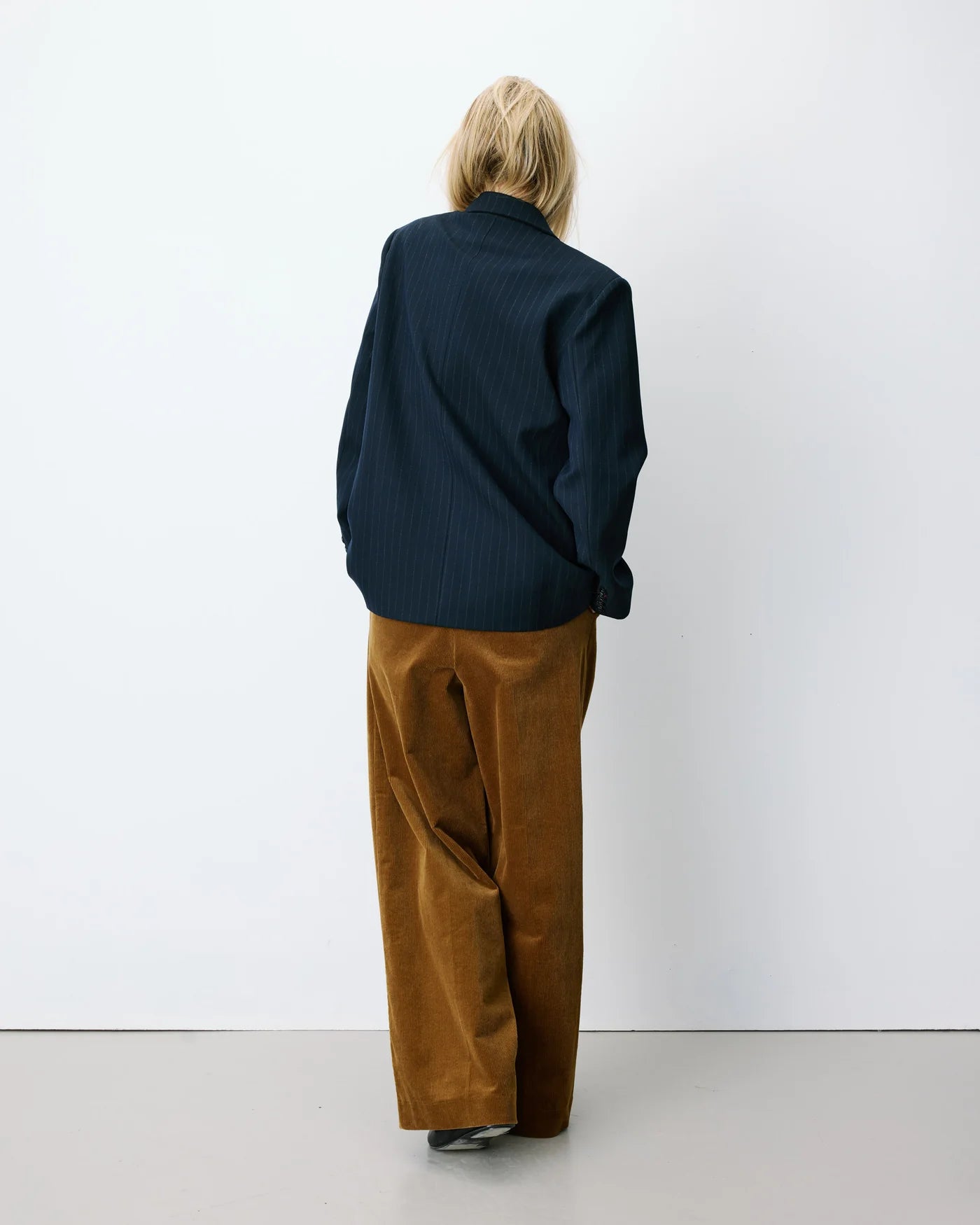 Blazer Auguste de doble botonadura a rayas azul marino