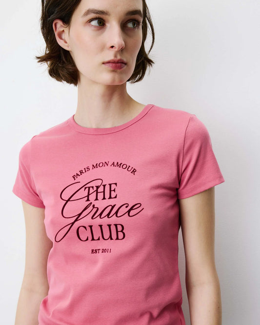 Camiseta cuello redondo con texto Amoris