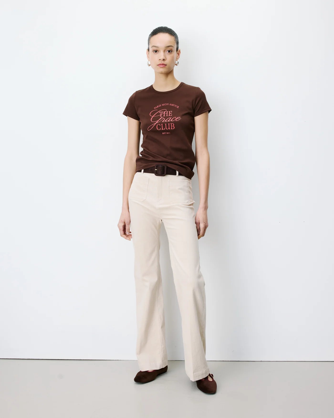 Camiseta Amoris de algodón en color marrón
