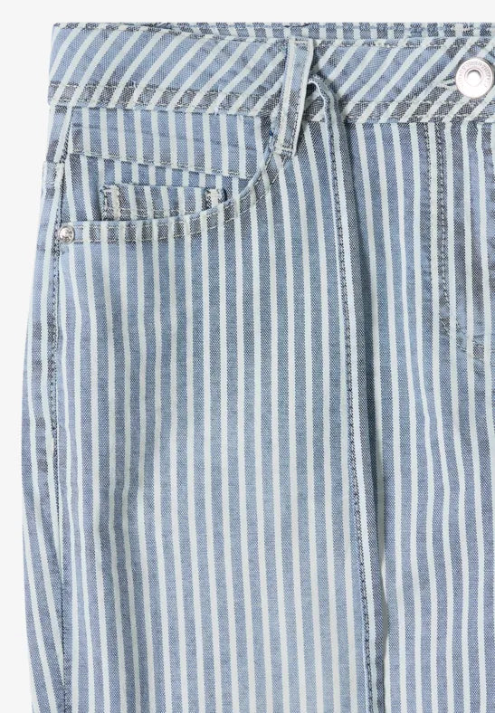 Pantalones vaqueros de pierna ancha acampanada a rayas